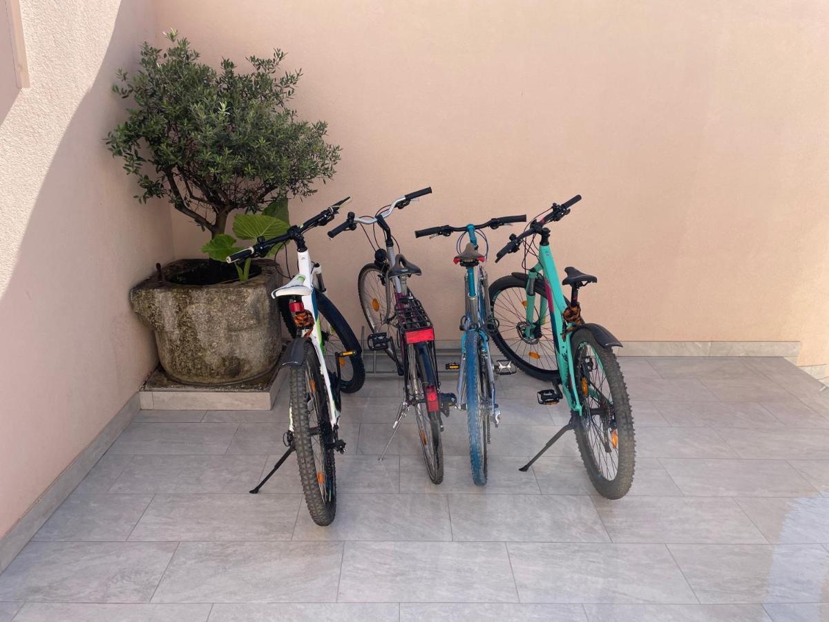 Apartments Ljubica Veli Lošinj Eksteriør bilde